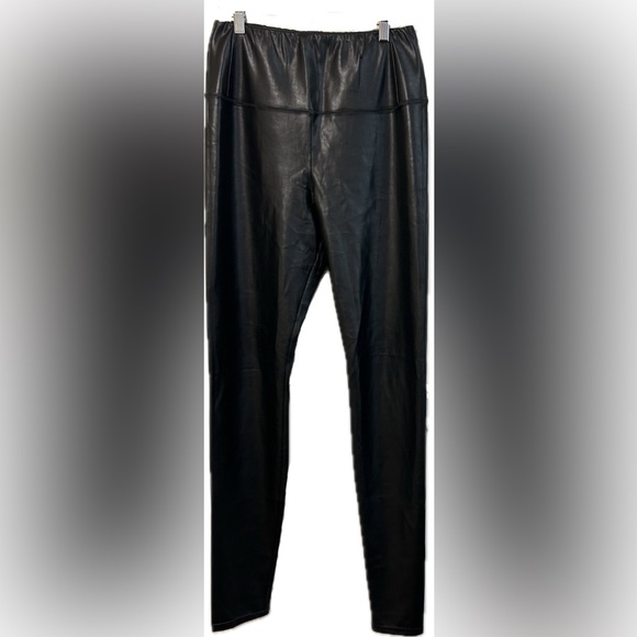 Wilfred Free Daria Pant. High-waisted black UnReal Leather leggings. Size L - Picture 8 of 12